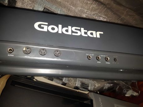 Vendo teclado marca GOLDSTAR excelente estado, multifunções