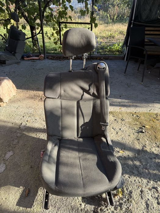 сидіння Renault Vel Satis