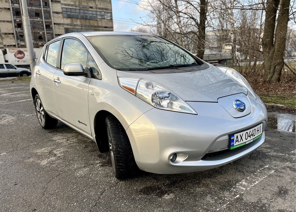 Nissan Leaf Bose SV 24 2015