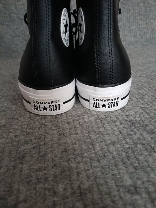 Skórzane trampki z wysoką cholewką