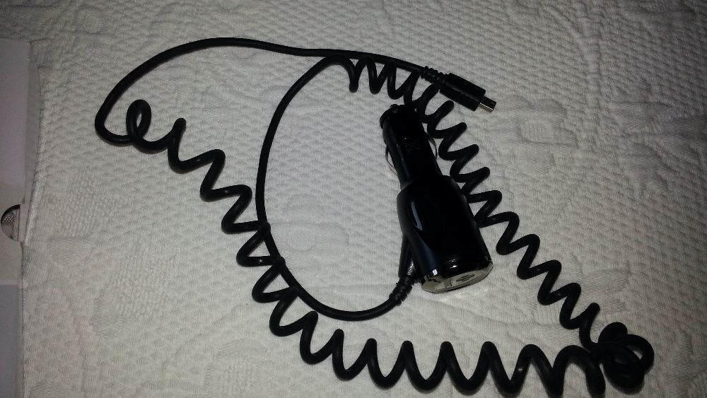 Carregador viatura HTC mini usb