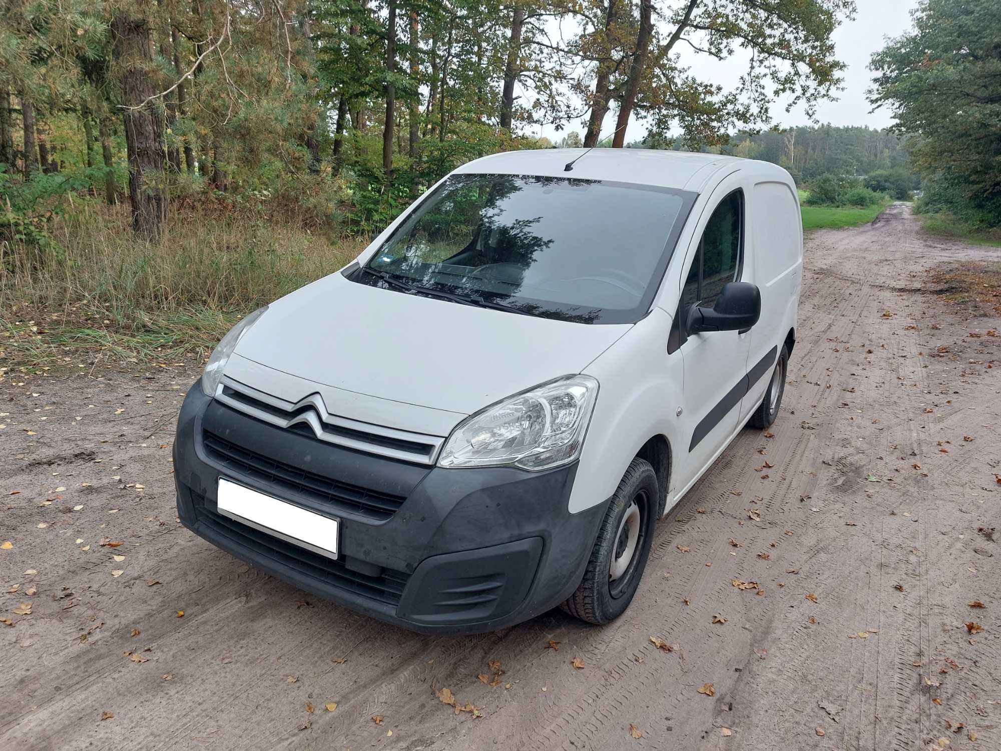 Citroen Berlingo Furgon faktura vat 23%