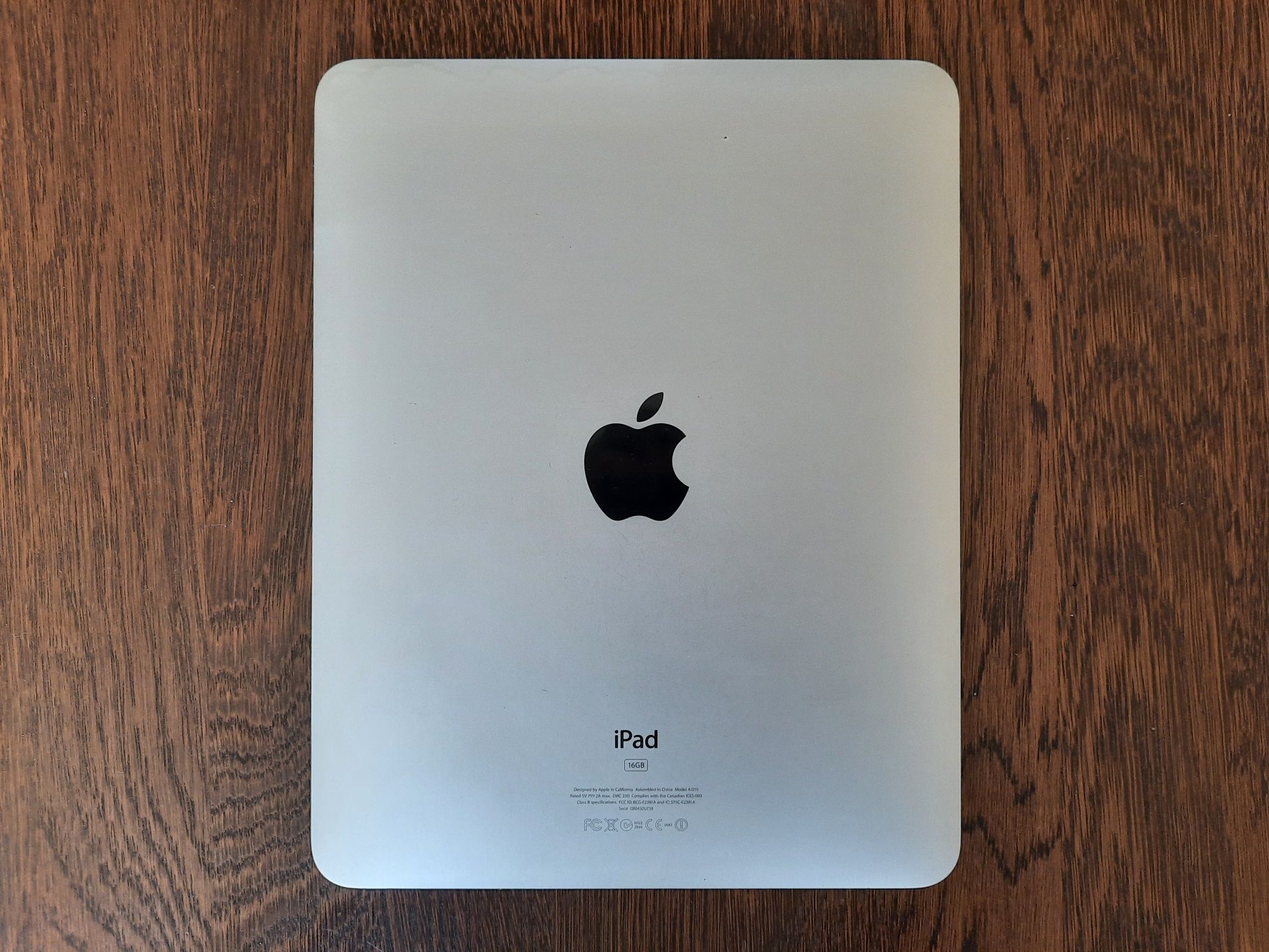 планшет Apple iPad A1219 MB292LL 16GB Wi-Fi