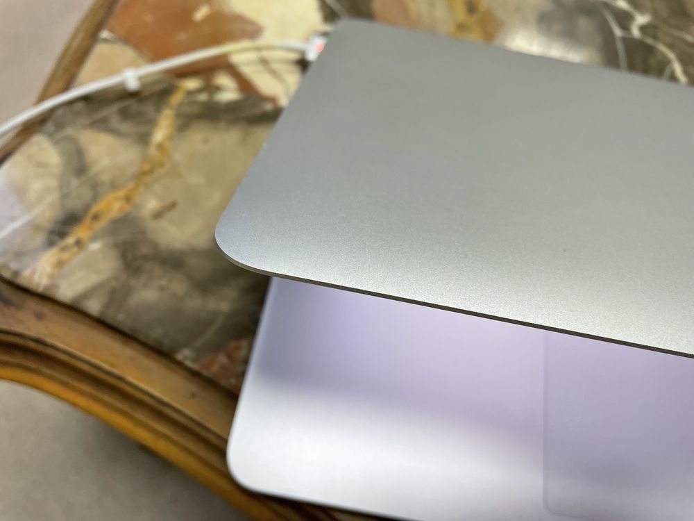 Apple macbook 13 дюймов (AIR, PRO 2018-2019). Гарантия. Без поломок