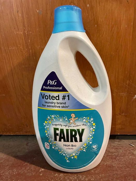 Дитячий гіппоалергенний гель для прання Fairy 5,77 л