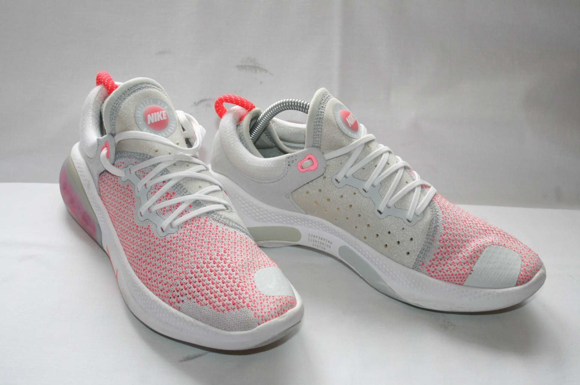 Кроссовки    Nike joyride run   44 р.   (27 см)  Vietnam.