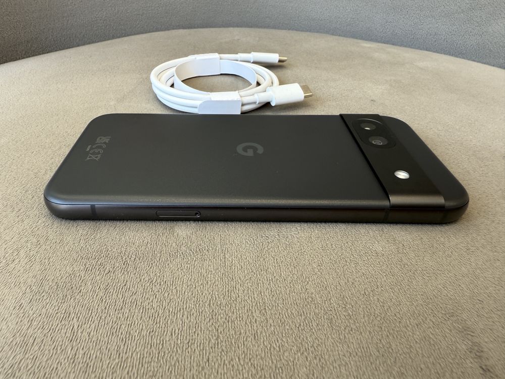 Goole Pixel 8a 8/128 Obsidian (Global Version)