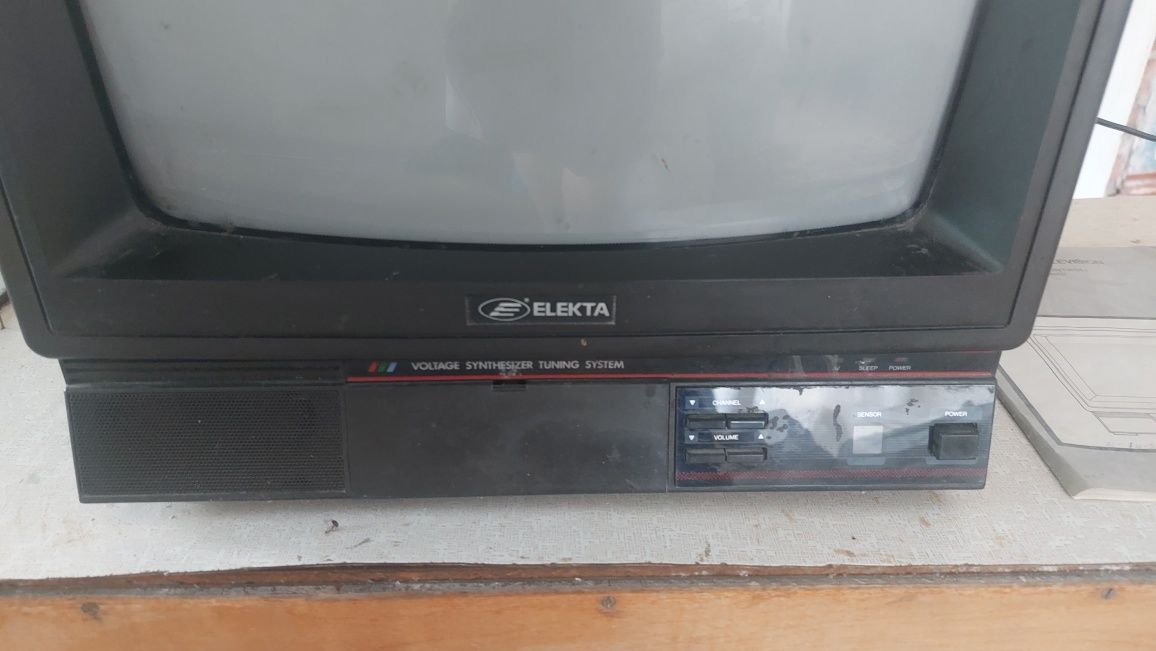 Телевізор Elekta ctr-1740