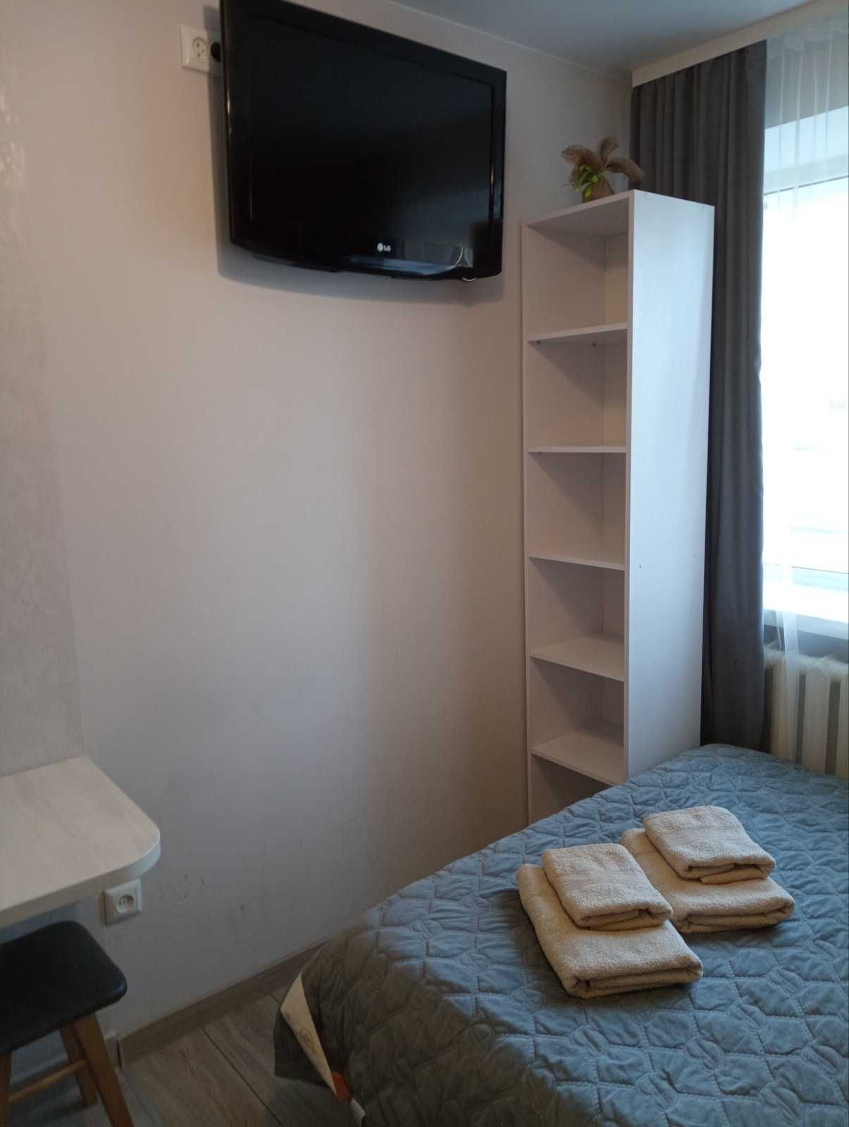 квартира-студія погодинно (площа 10 м2 - 600 грн/доба ). На Волі