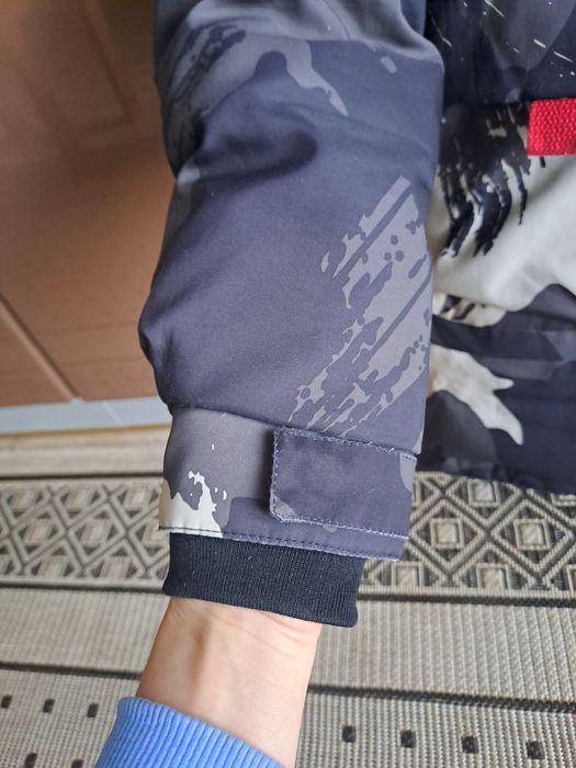 Зимова куртка на хлопчика 134-140р.