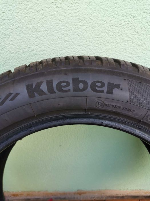 Sprzedam opony całoroczne KLEBER 225/55/R17
