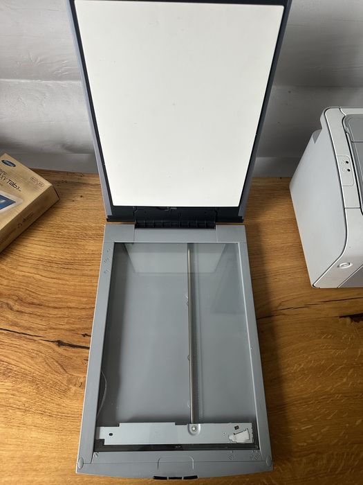 Сканер canon canoscan lide