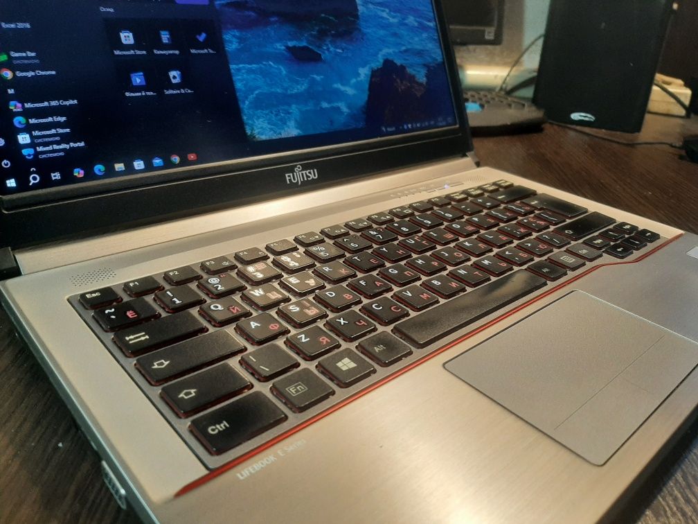 Fujitsu Японець, i5,12гб,SSD,Гарантія 6міс!
