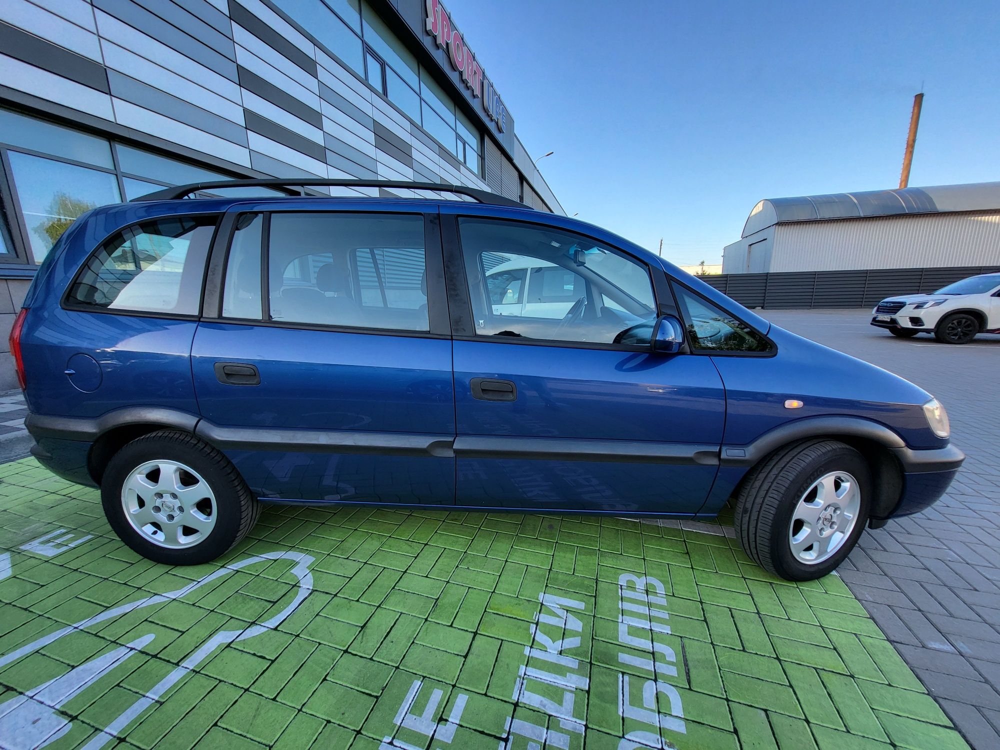 OPEL ZAFIRA 1.8 Щойно з Німечини