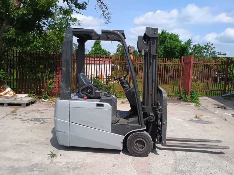 Wózek widłowy Nissan 1N1L15Q