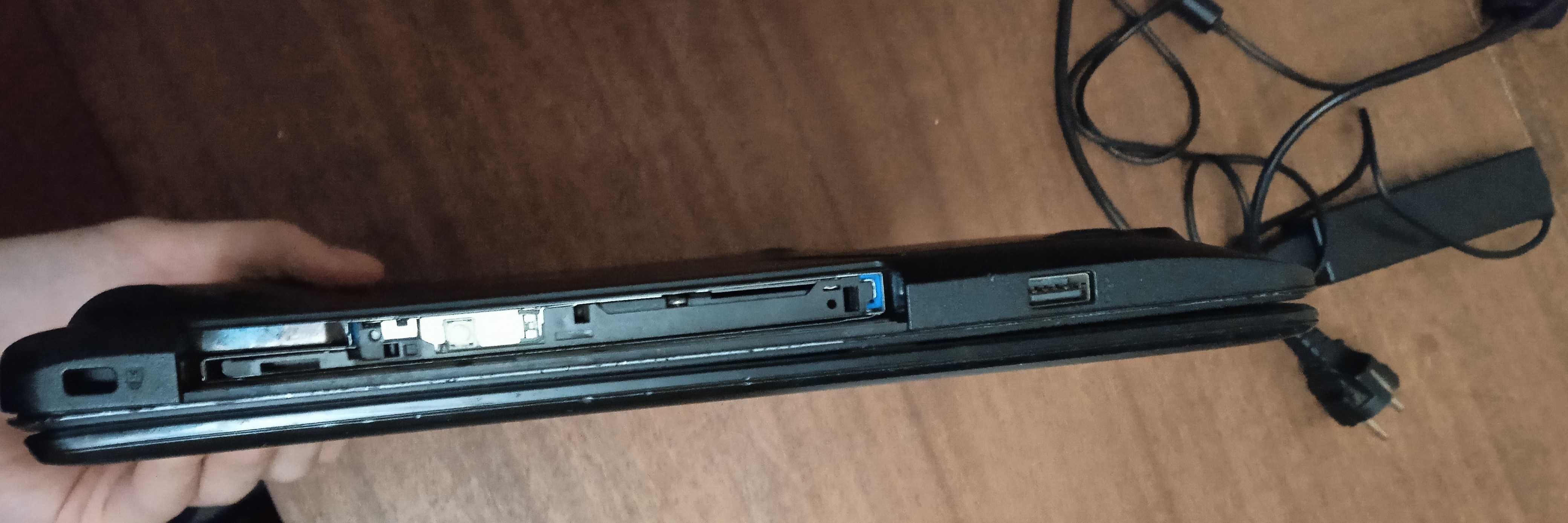 Продам ноутбук Asus у неробочому стані