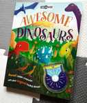 NOWA Hide & Seek Awesome Dinosaurs książka po angielsku z latarką