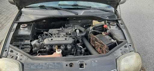 Renault clio 1.2   3 portas