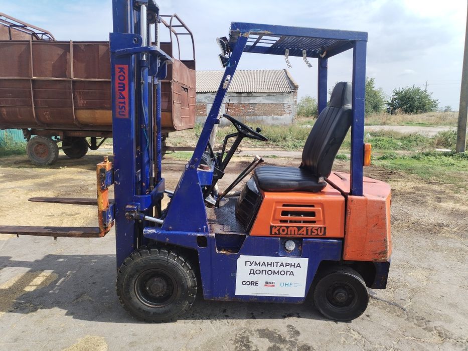 Продам кару погрузчик дизель коматсу торг