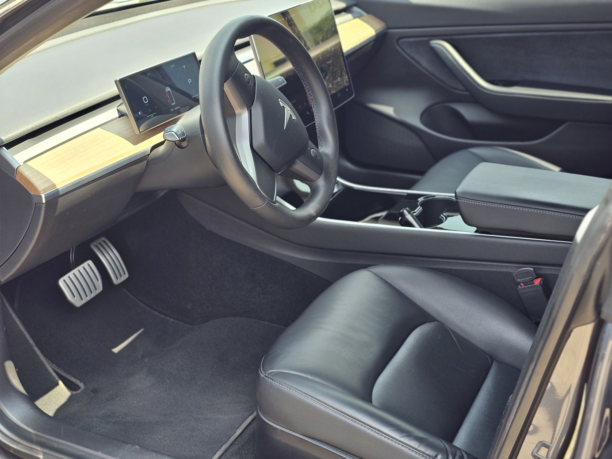 Tesla Model 3 Performance 2020 ЄВРОПА