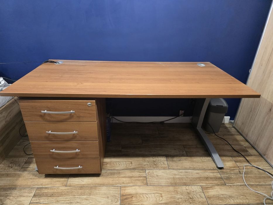 Zestaw mebli: biurko 160x80 + kontener mobilny