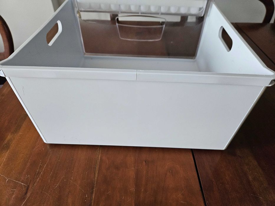 Gaveta de arca congeladora vertical Indesit