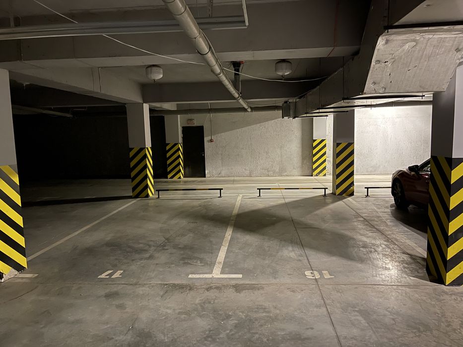 Продам підземне паркомісце. Паркоместо. Паркінг