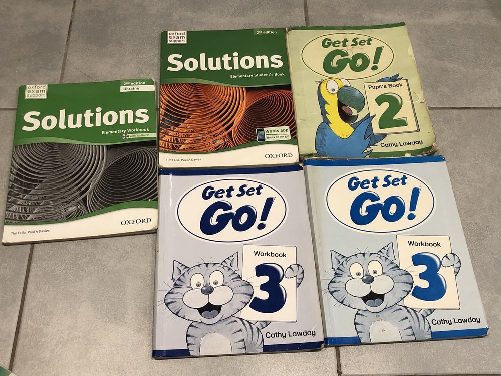 Оригінал Solutions Elementary Student's book OXFORD 2nd edition