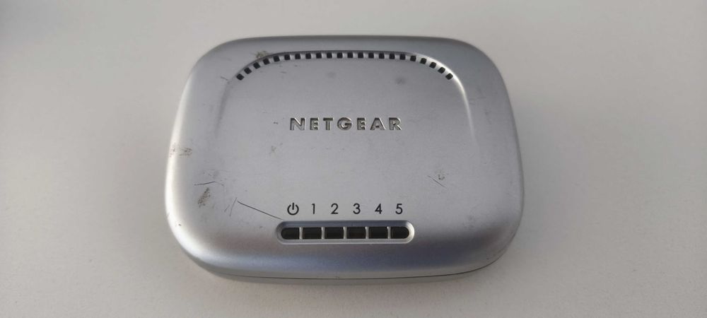 Switch NetGear FS605 v2