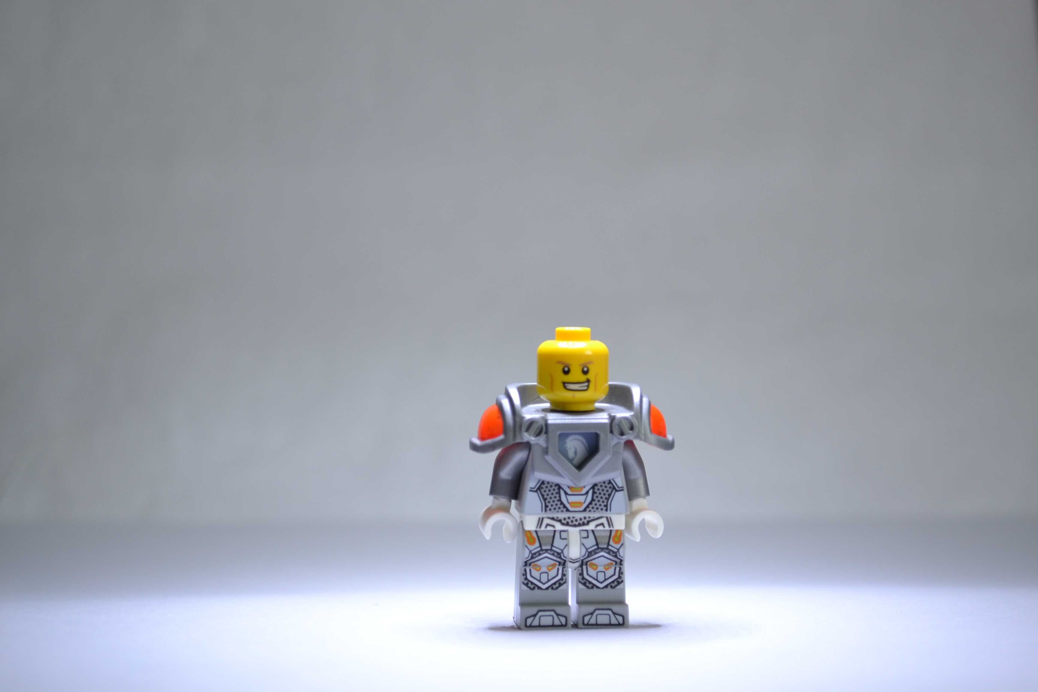 Minifigurka LEGO Nexo Knights