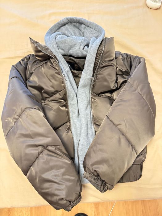 Продам куртку на дівчину