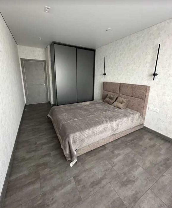 Продаж Великої 2-кімнатної квартири в ЖК "Графський"