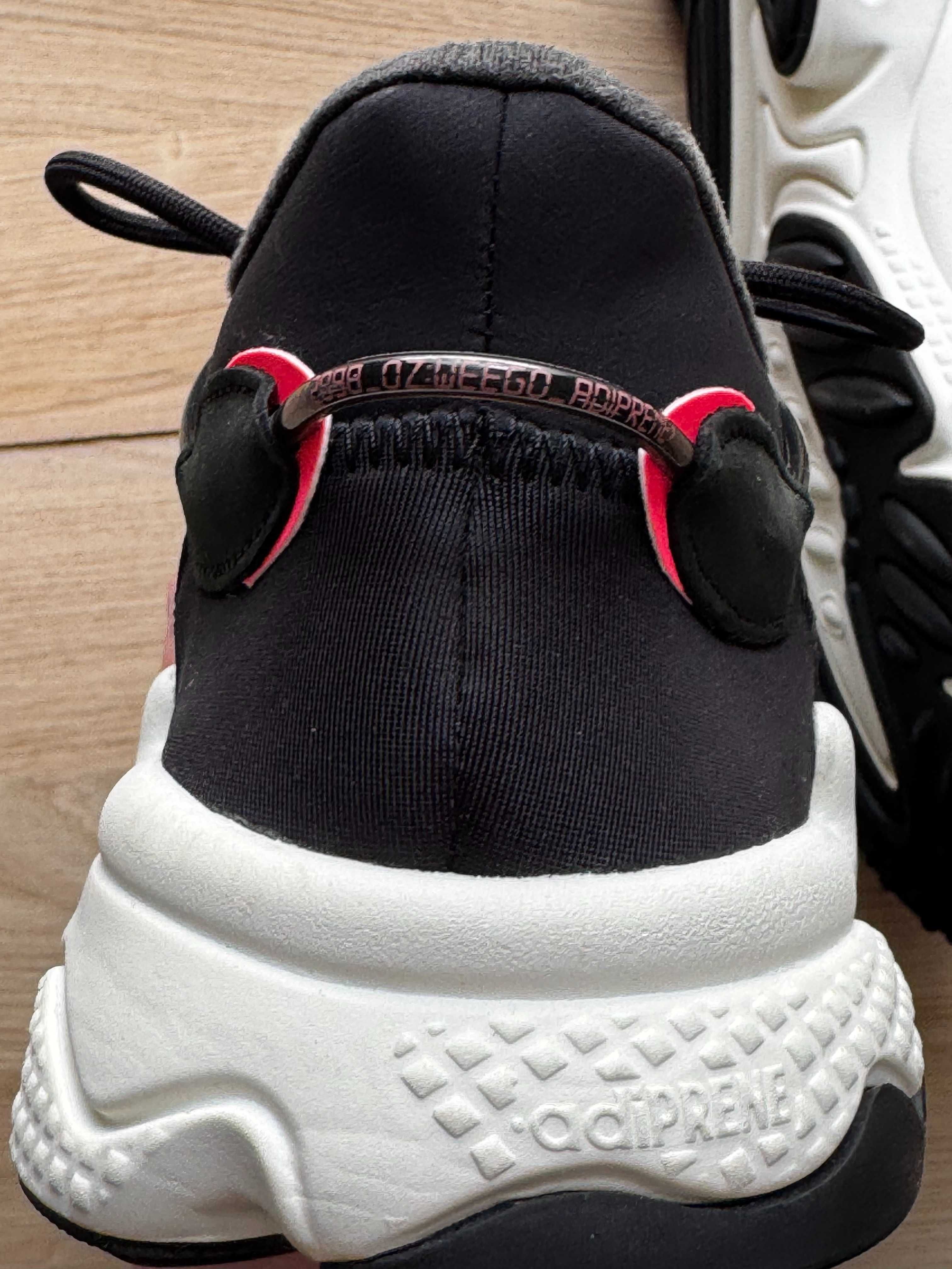 Чоловічі кросівки Adidas Ozweego FV9668 46 (11UK) 29.5 см Core Black