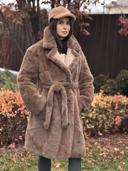 Продам шубку-дубленку женскую