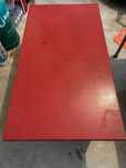 Mesa baixa  pinho maciço pintada