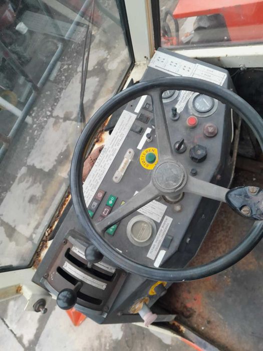 Ładowarka teleskopowa budowlana Manitou  jcb