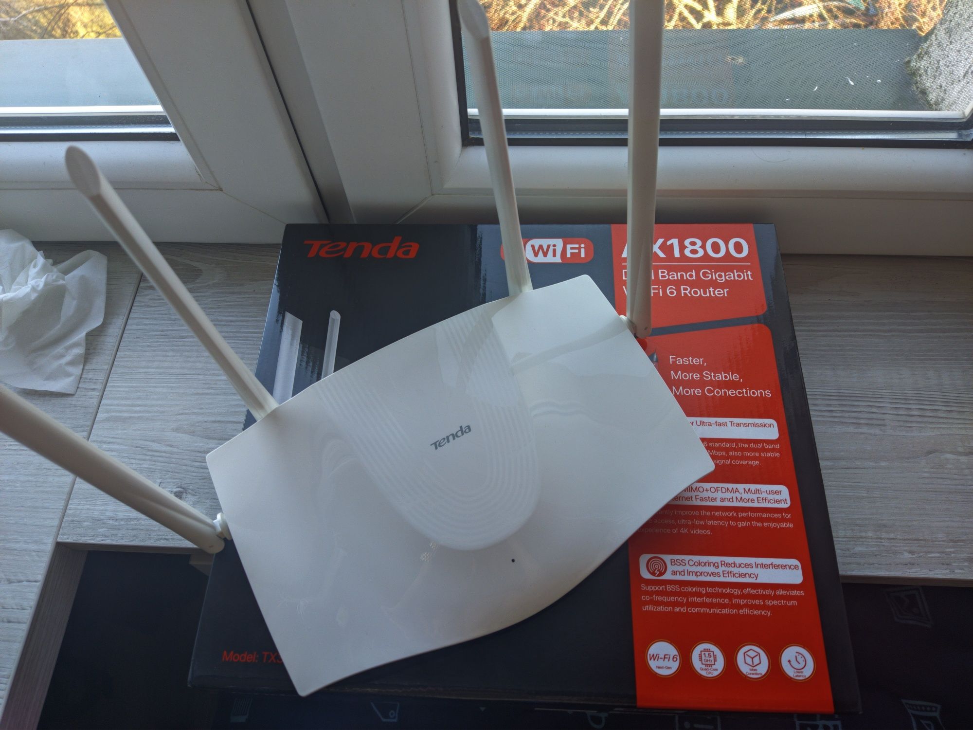 Szybki Ruter Router WiFi 6 Tenda TX3 AX1800