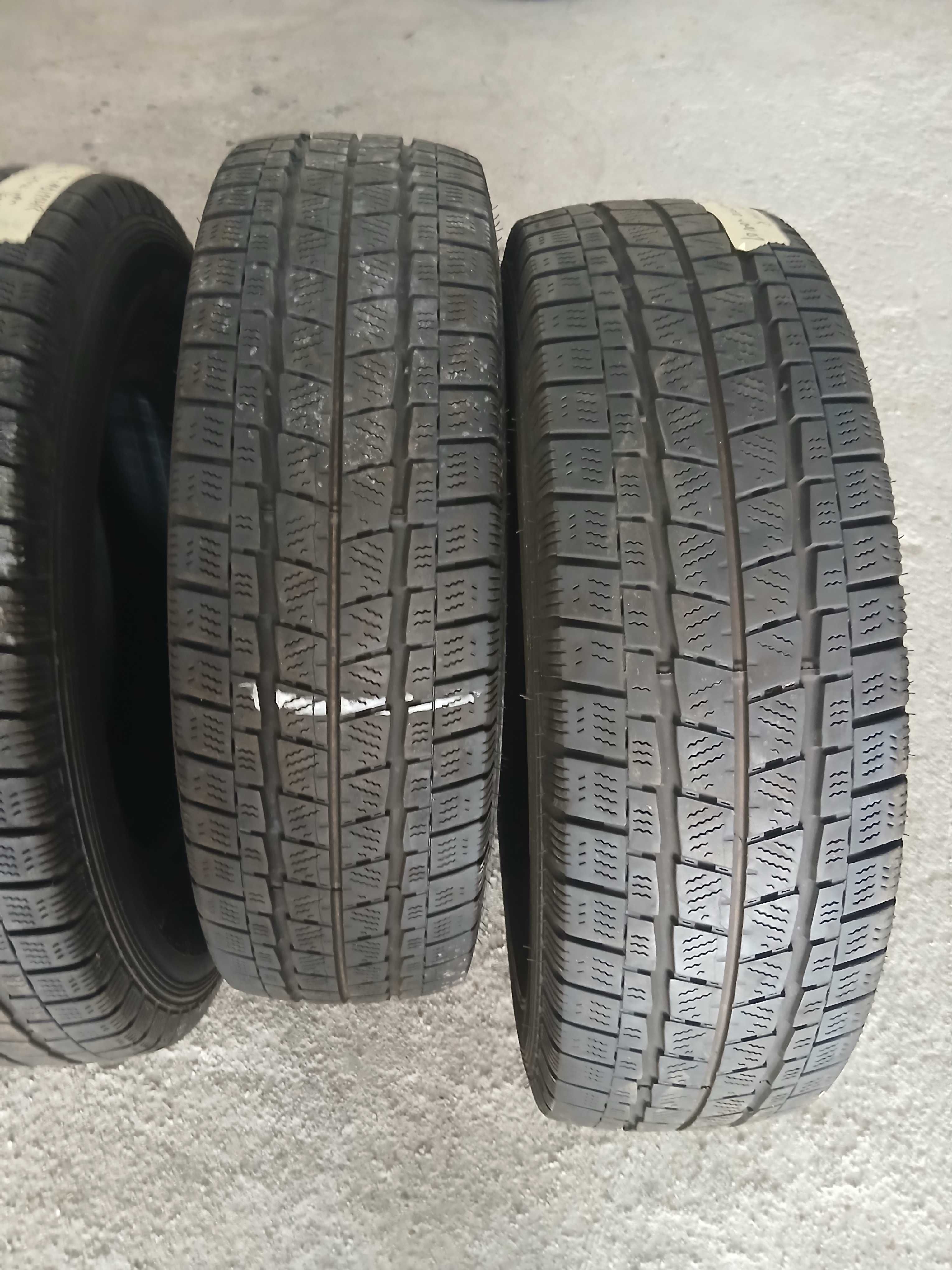6 Pneus 215/75R16 C Falken