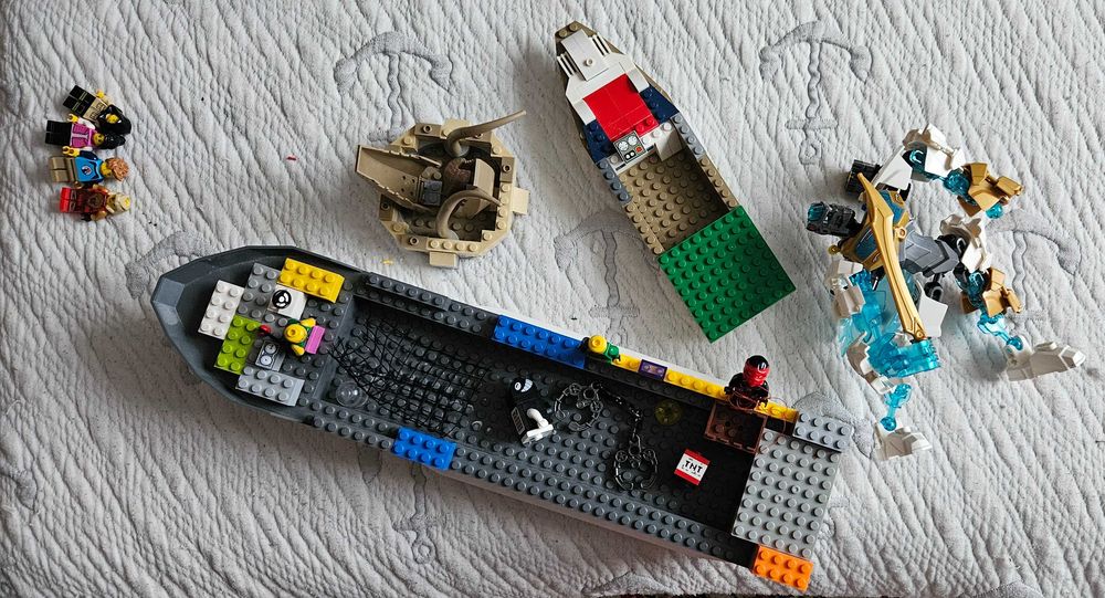 Lego різні елементи, сфери, чоловічки, велосипеди, запитуйте