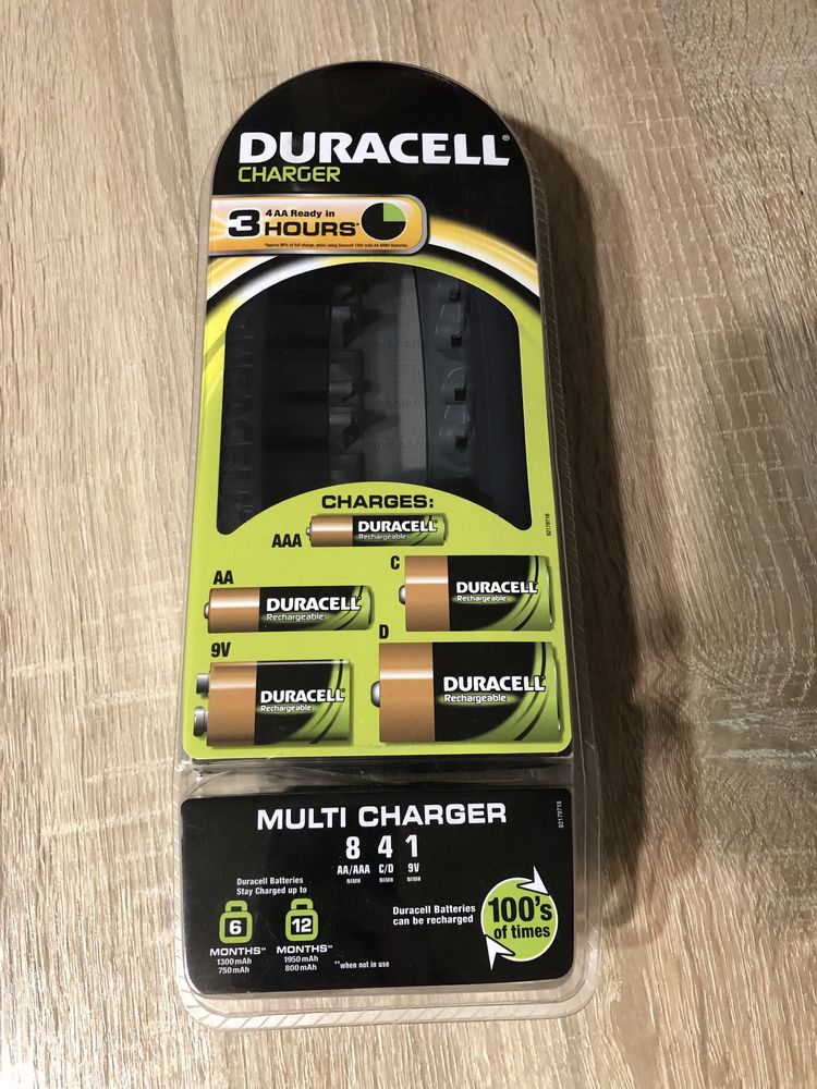 Multiładowarka do baterii Duracell charger