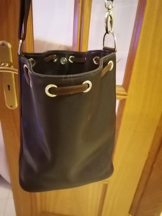 Mala  castanha com alça