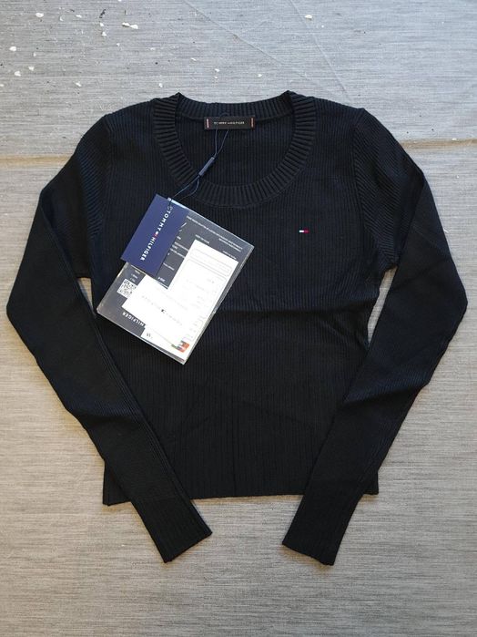 Damski sweterek prążkowany