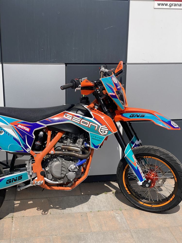 Geon gns 300 motard