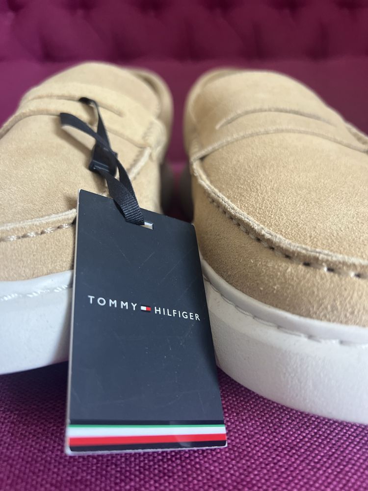 Чоловічі замшеві лофери Tommy Hilfiger