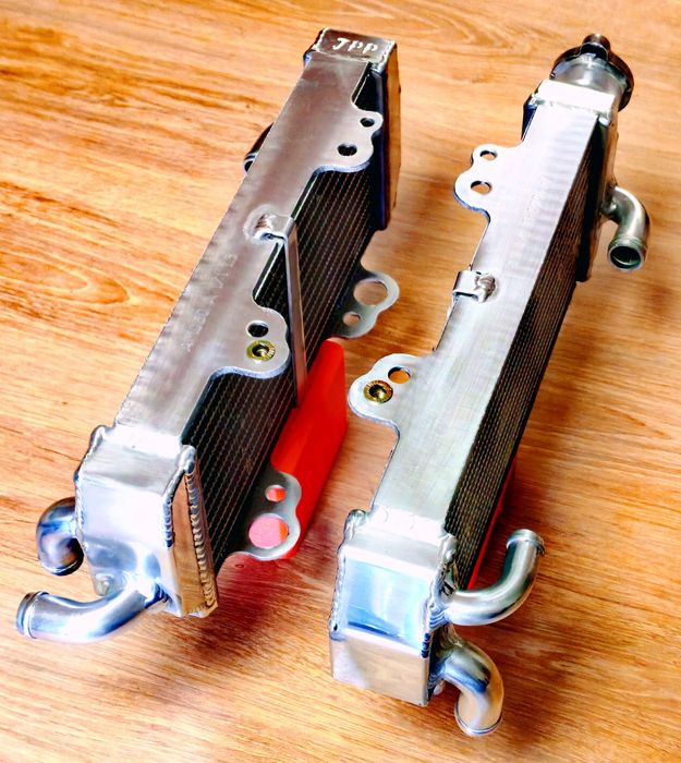 Radiadores BETA RR250 e RR300 de 13 a 18 Alumínio Performance