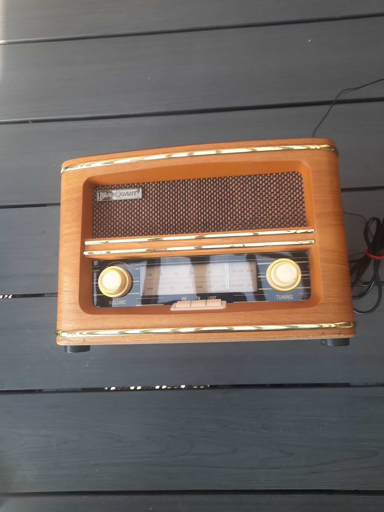 Stylowe radio z anteną