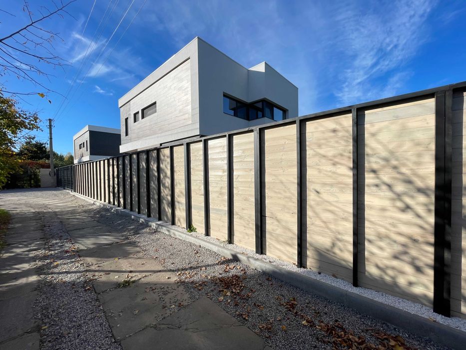 Без комиссии! АКТУАЛЬНО! Продам 2 дома коттеджа по 185 м2 Плюты, Козин