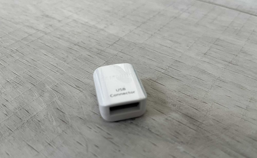 USB Adapter / Connector / przejściówka Samsung GH96 -09728A, micro USB