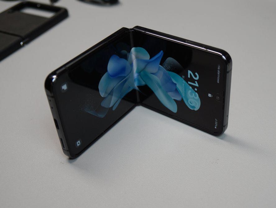Samsung Z Flip 4 5G