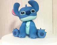 Stitch z masy cukrowej na tort handmade